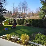 Spacious 3 Bedroom Family Oasis With Sauna, 20 Min From Warsaw Piaseczno (Masovia)