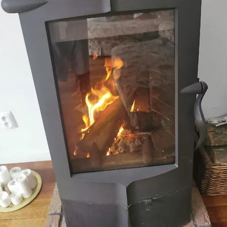 Spacious 3 Bedroom Family Oasis With Sauna, 20 Min From Warsaw Villa *