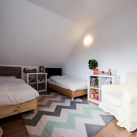 Spacious 3 Bedroom Family Oasis With Sauna, 20 Min From Warsaw Piaseczno (Masovia)