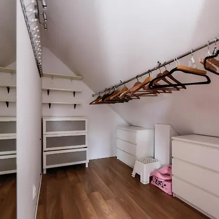 Вилла Spacious 3 Bedroom Family Oasis With Sauna, 20 Min From Warsaw