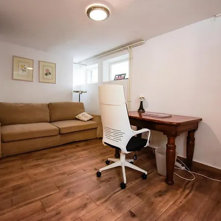 Spacious 3 Bedroom Family Oasis With Sauna, 20 Min From Warsaw Вилла Пясечно