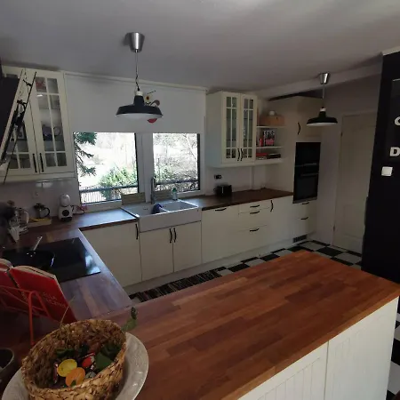 Вилла Spacious 3 Bedroom Family Oasis With Sauna, 20 Min From Warsaw *